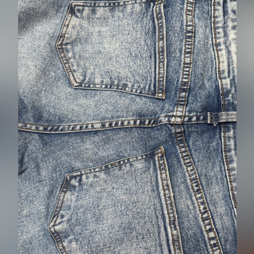 KUT from the Kloth Rachel Fab Ab Distressed Mom Jeans Size 10 High Rise Crop - Picture 6 of 10